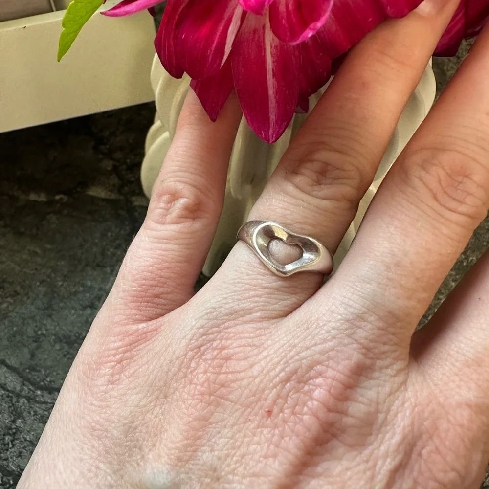 Tiffany & Co. Silver Heart Ring - Picture 3 of 4
